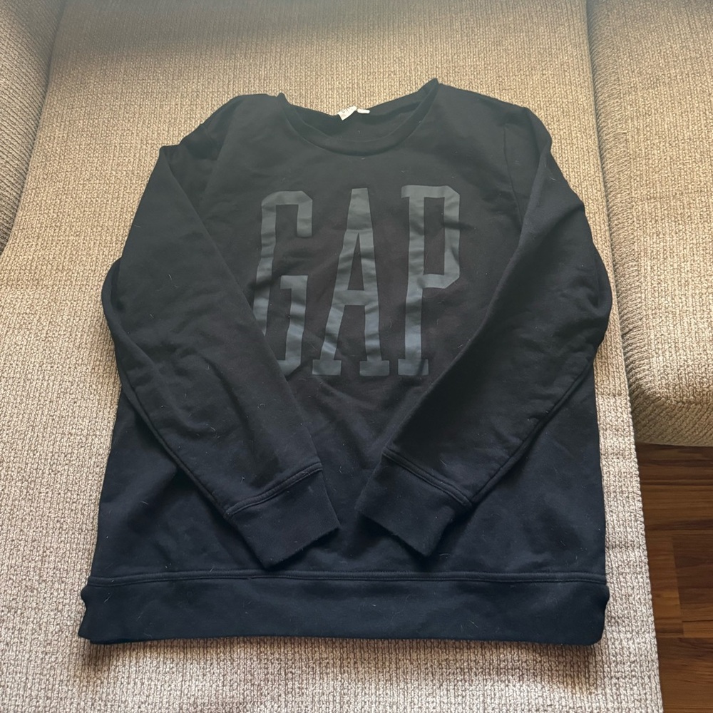 Women’s GAP Crewneck Sweatshirt  size large